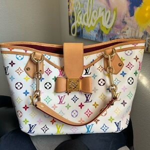 Louis Vuitton Annie GM excellent